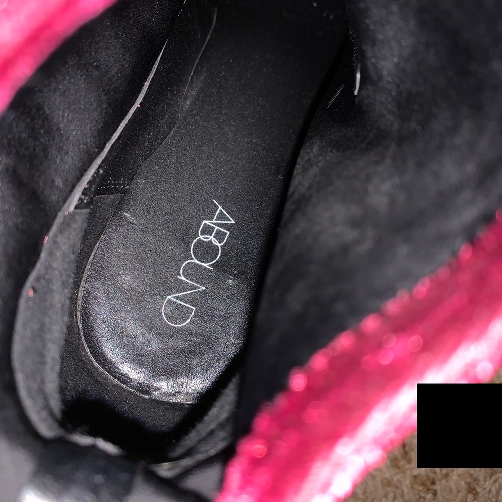 Red booties - Picture 3 of 4